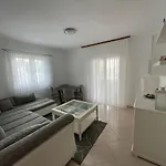 Nyaraló Tole